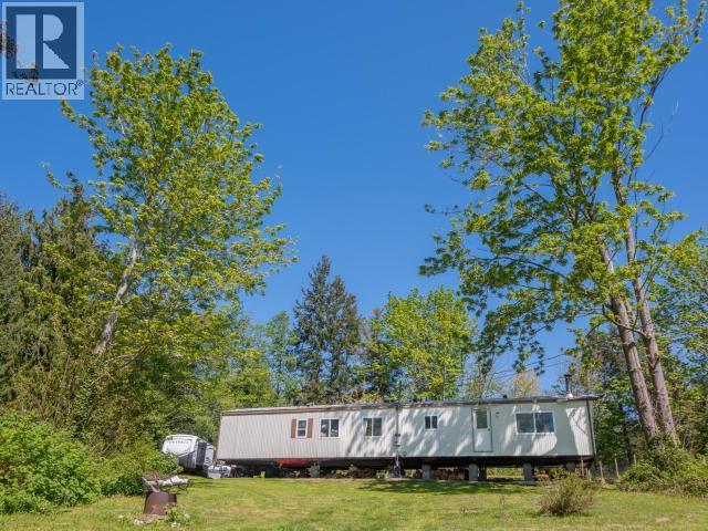 8981 HIGHWAY 101 - 8