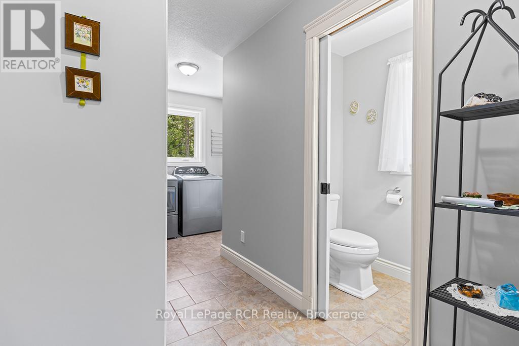 109 PIKE STREET - 22