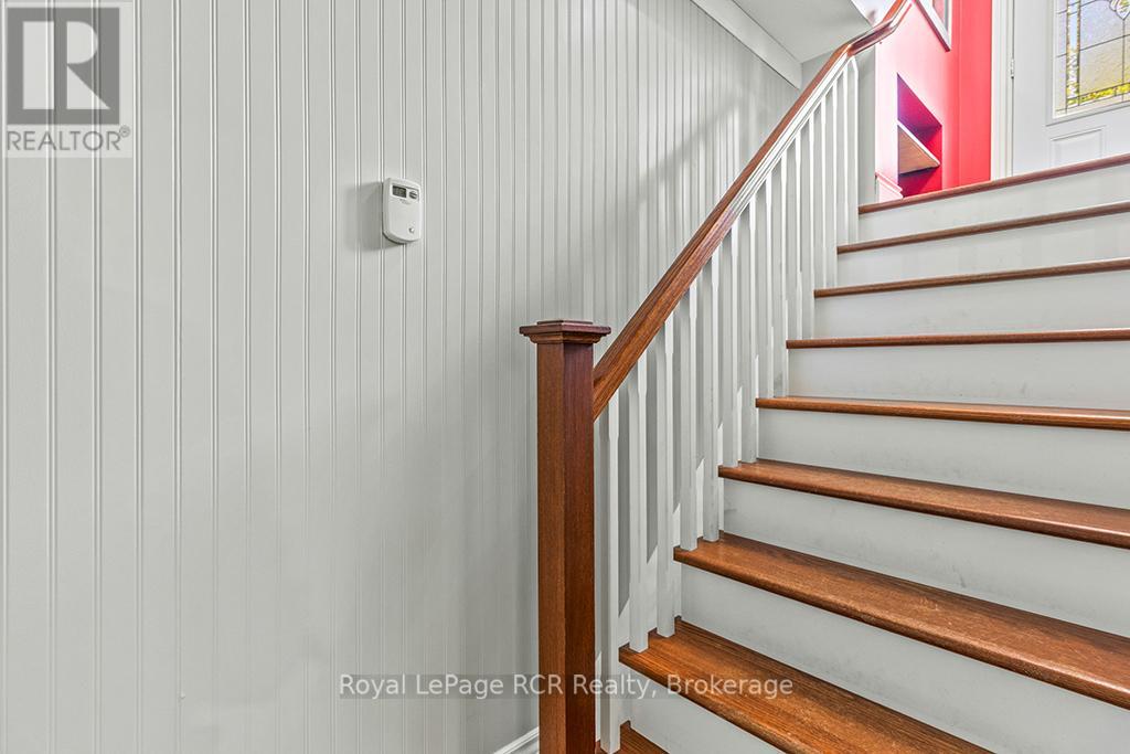 109 PIKE STREET - 23