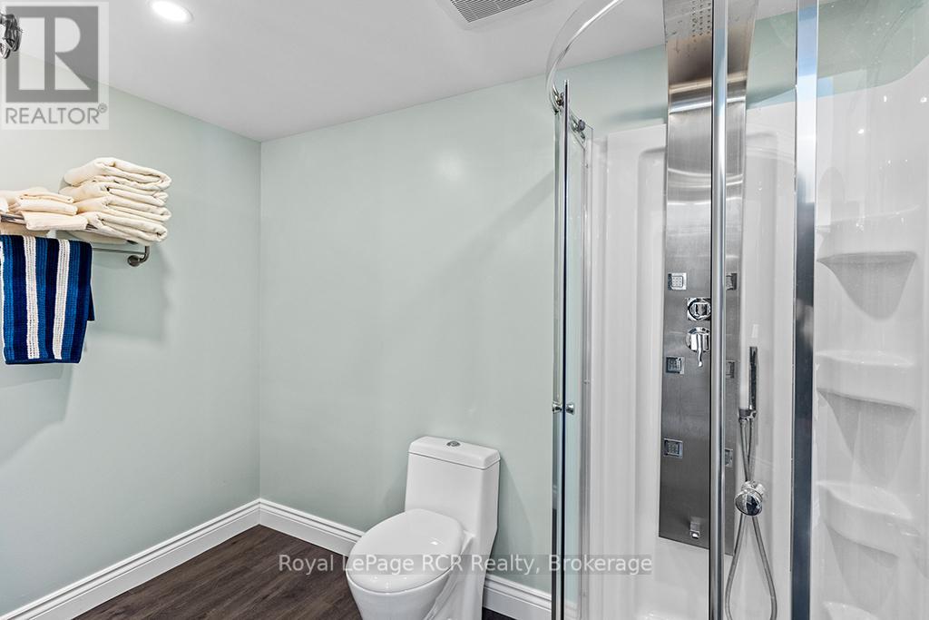 109 PIKE STREET - 30