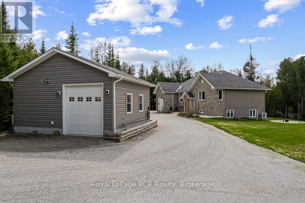 109 PIKE STREET - 42