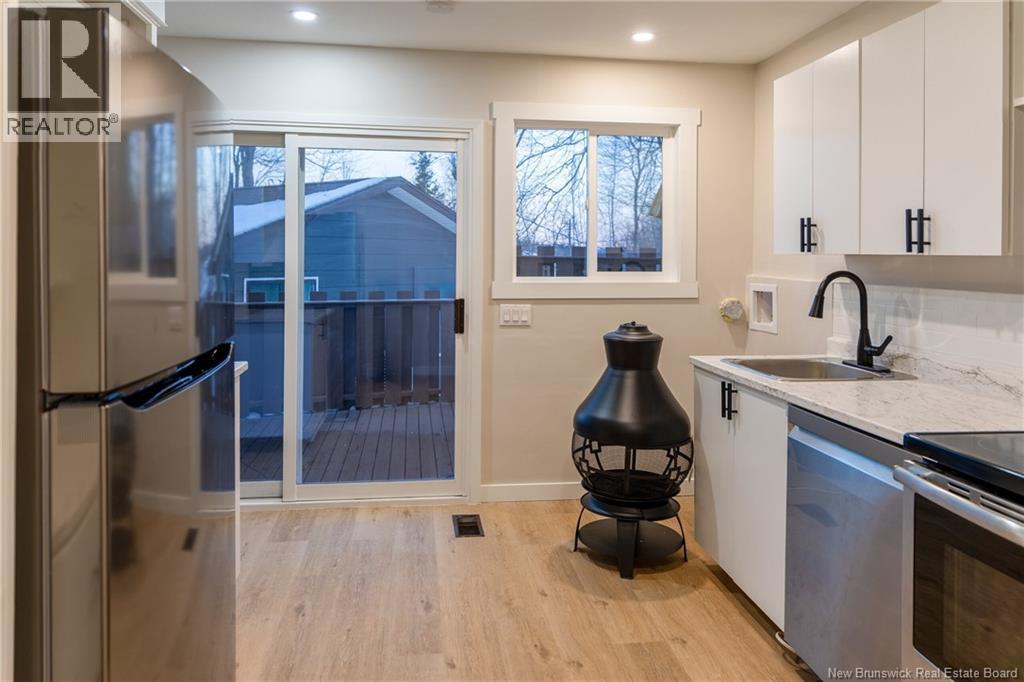 56 Chandler Crescent - 14