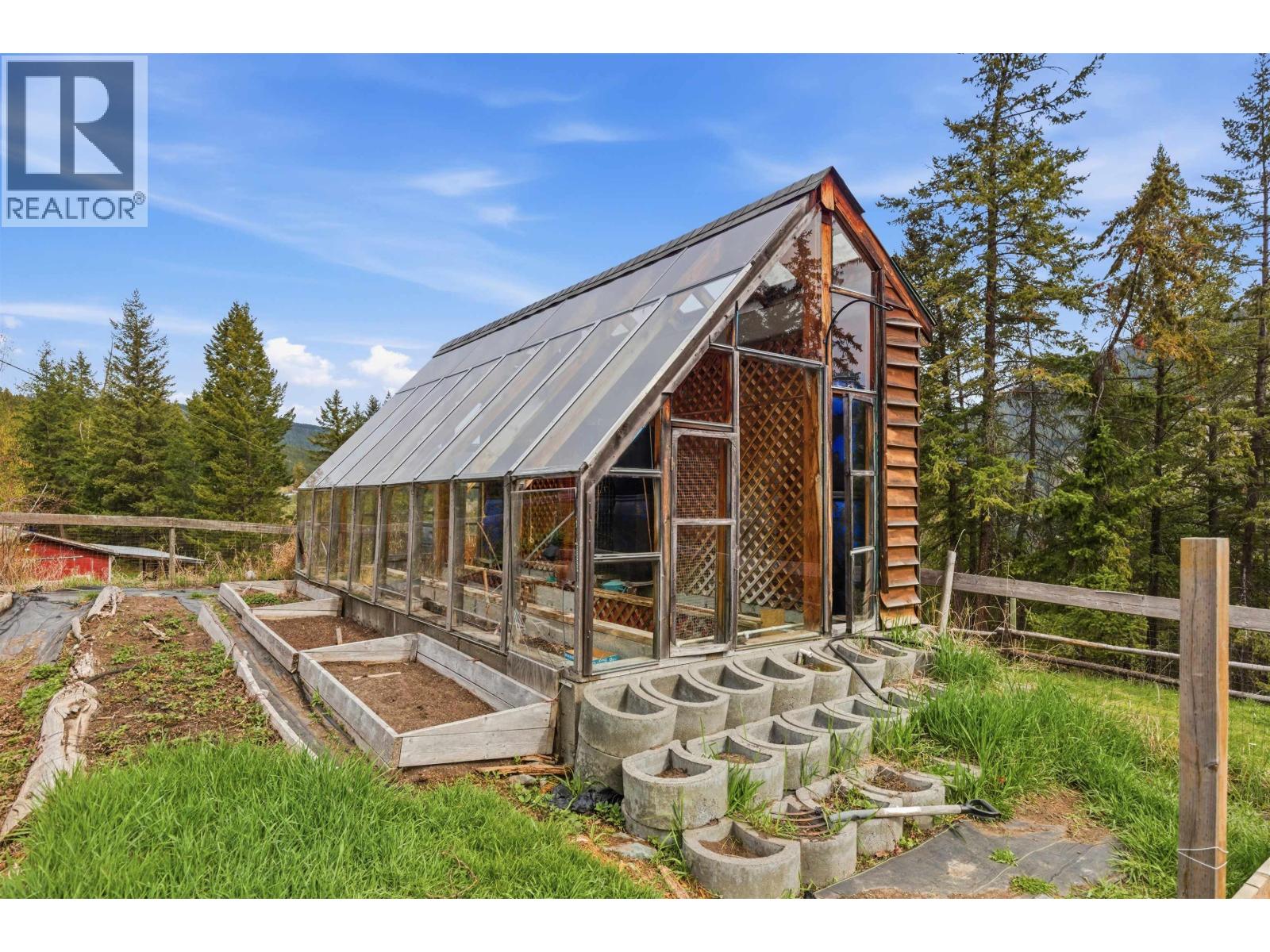 5993 WEST FRASER ROAD - 23