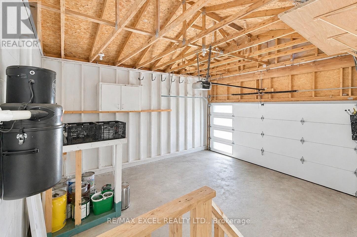 150 TROTHEN CIRCLE - 31