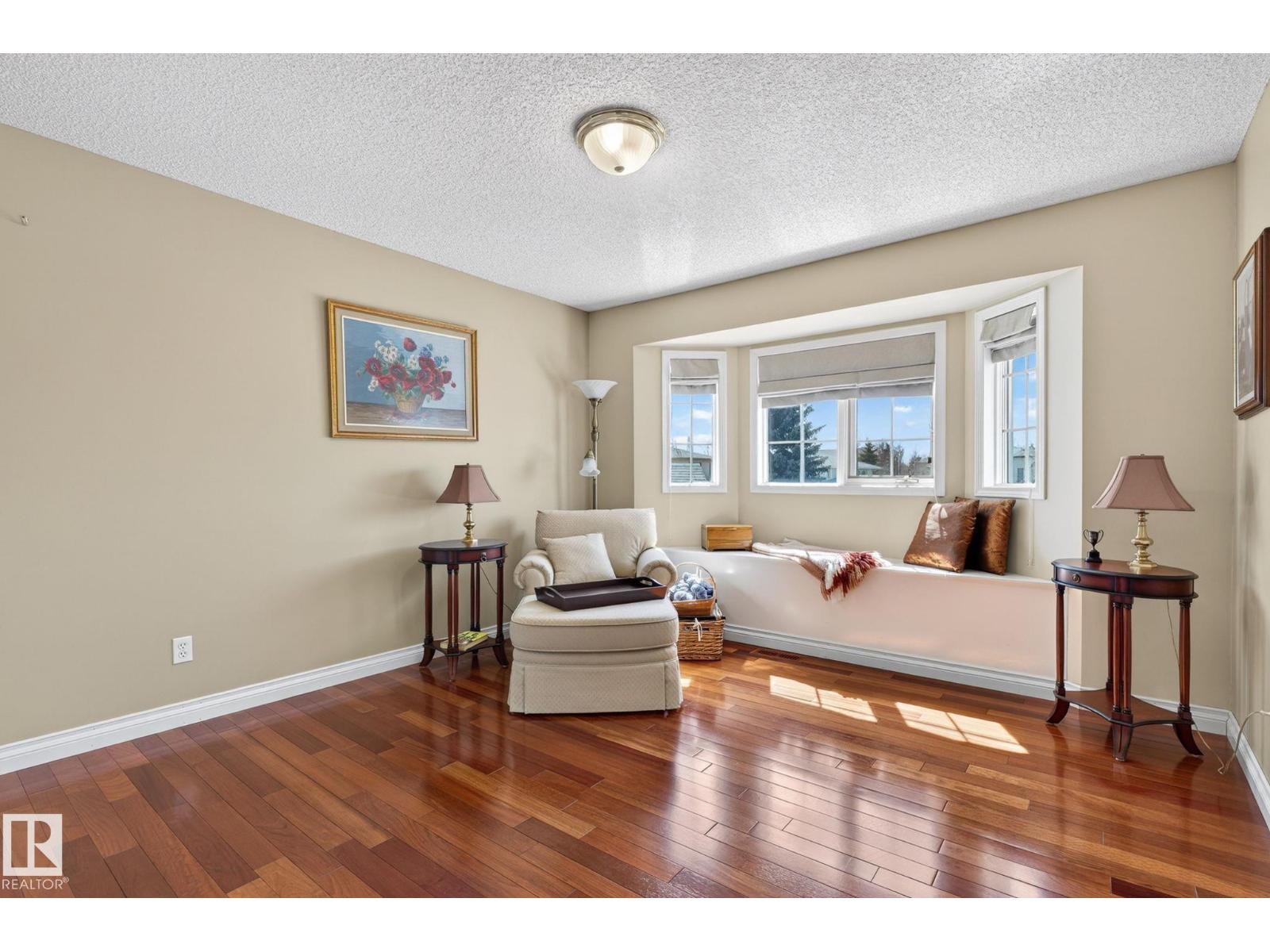 3108 36B AV NW, Edmonton