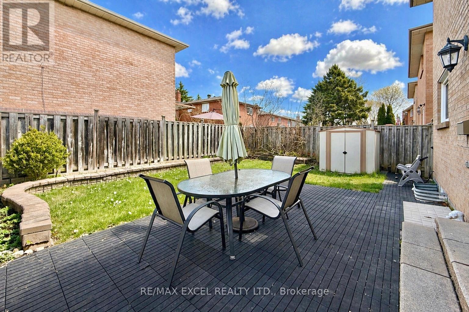 150 TROTHEN CIRCLE - 33