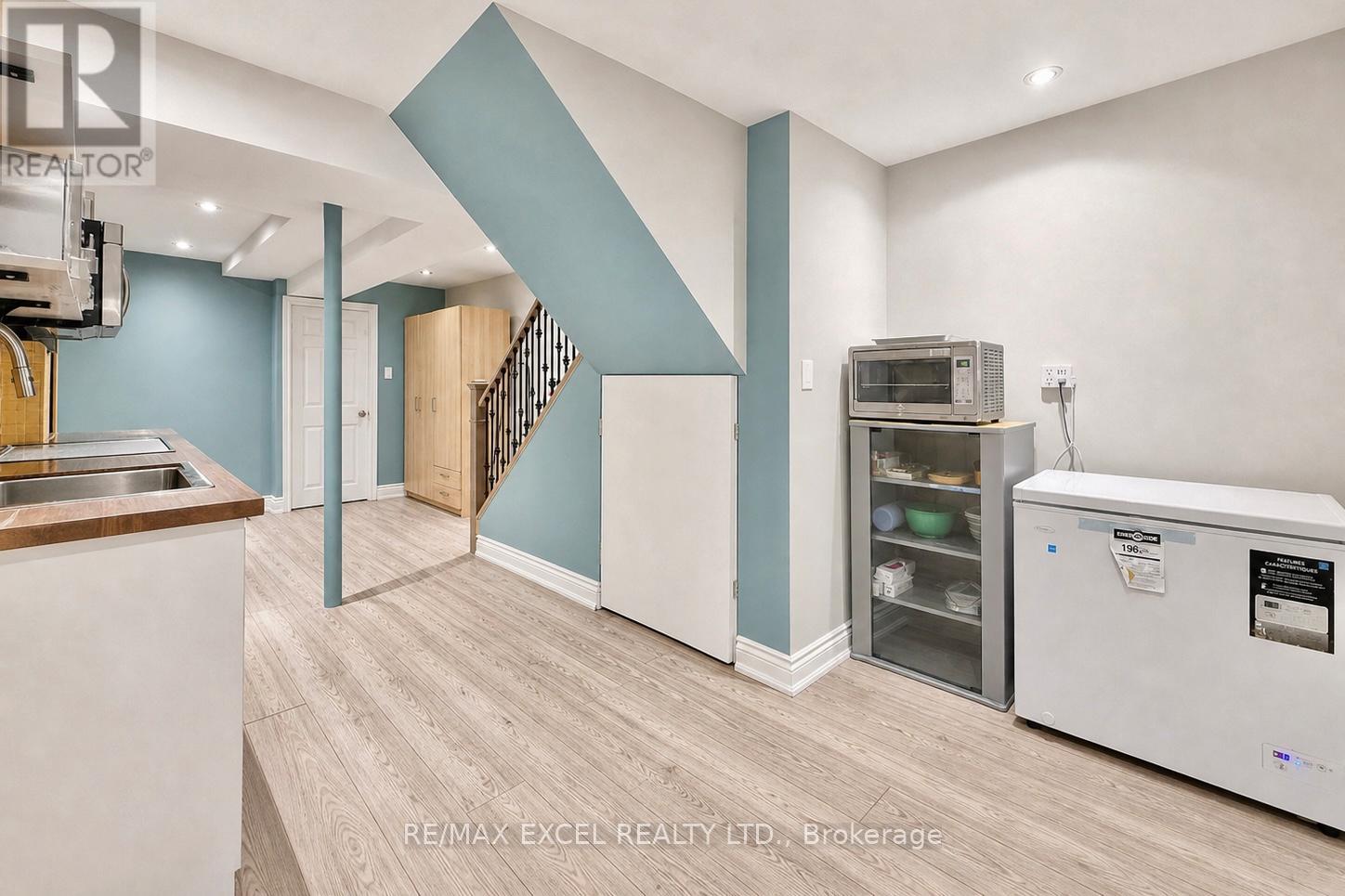 150 TROTHEN CIRCLE - 26