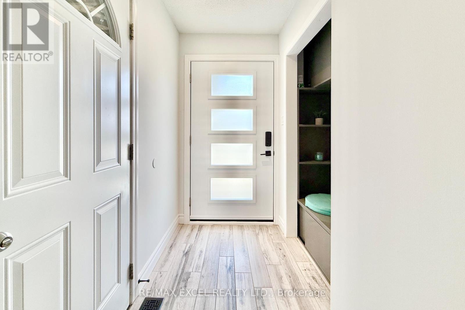 150 TROTHEN CIRCLE - 3