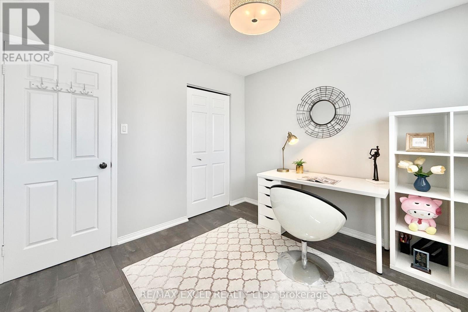 150 TROTHEN CIRCLE - 22