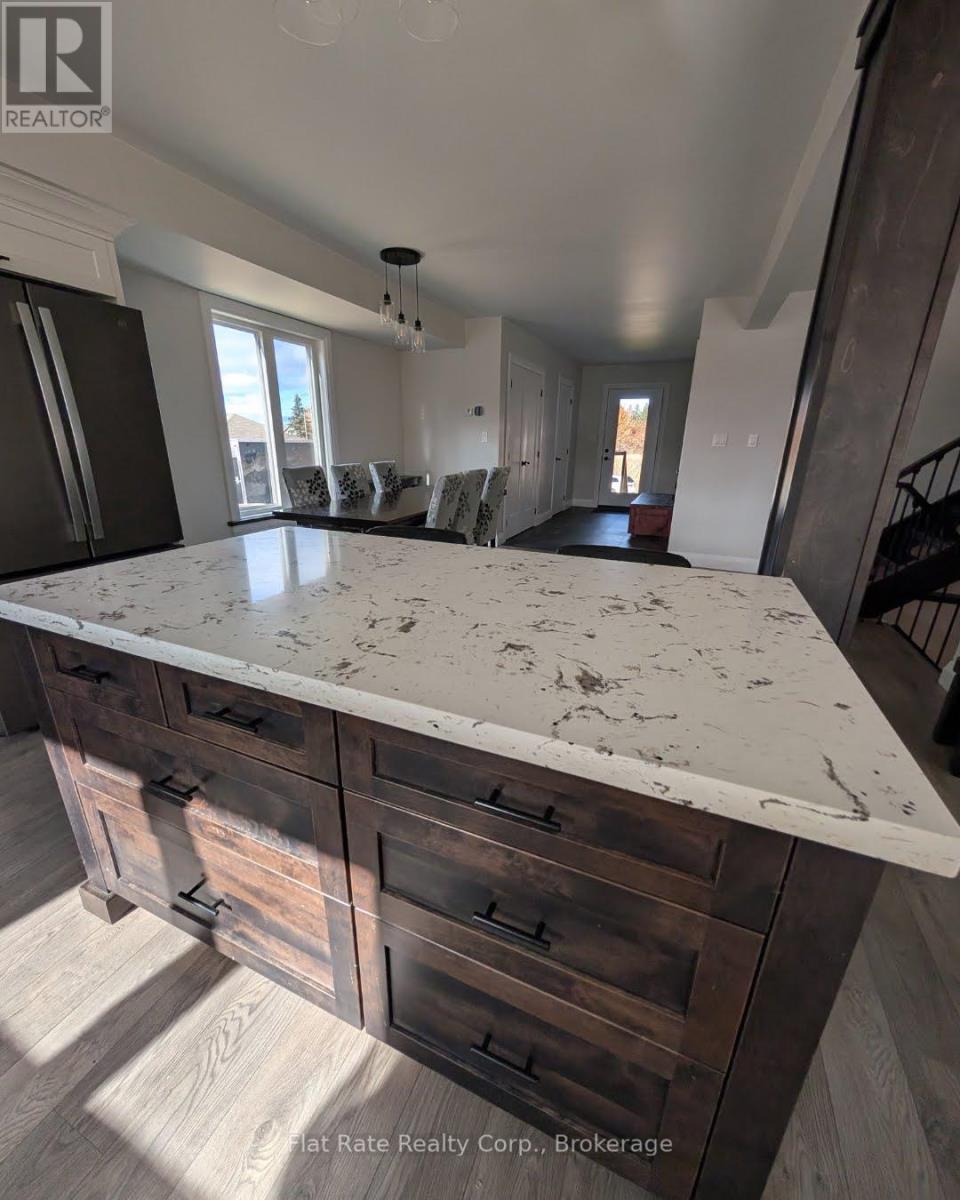 38 PAYETTE DRIVE - 11