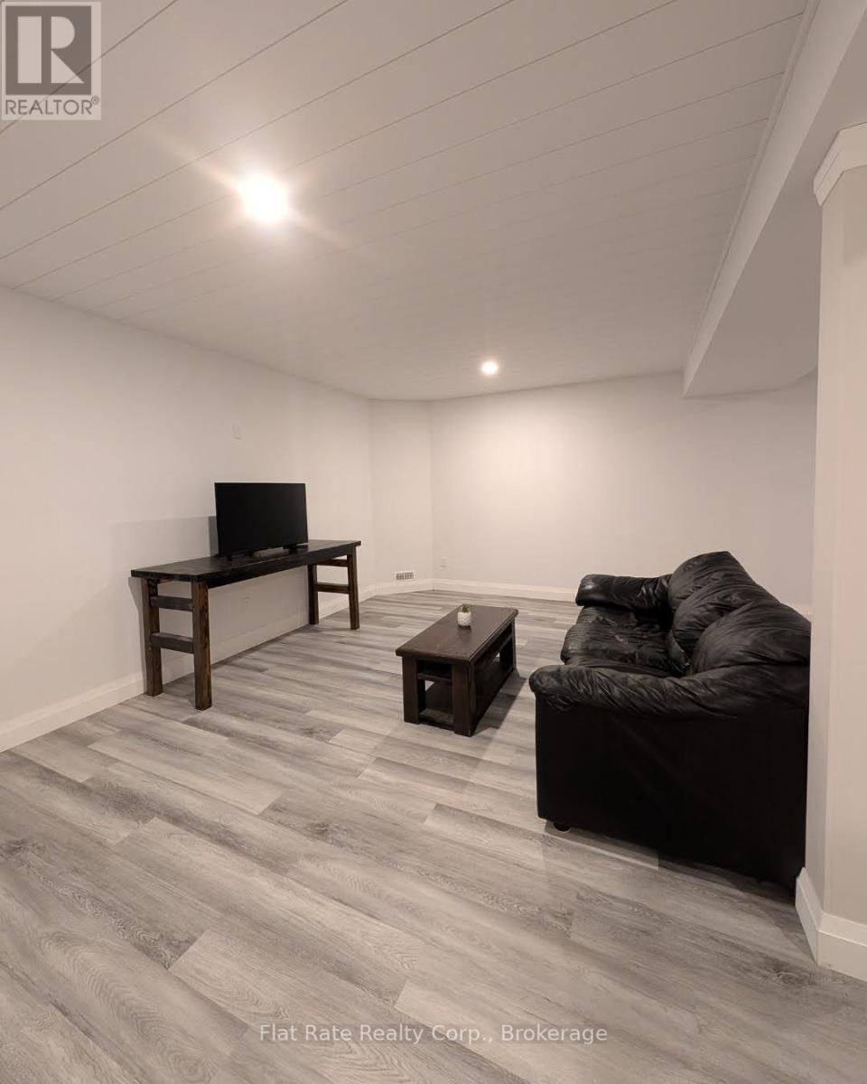 38 PAYETTE DRIVE - 26