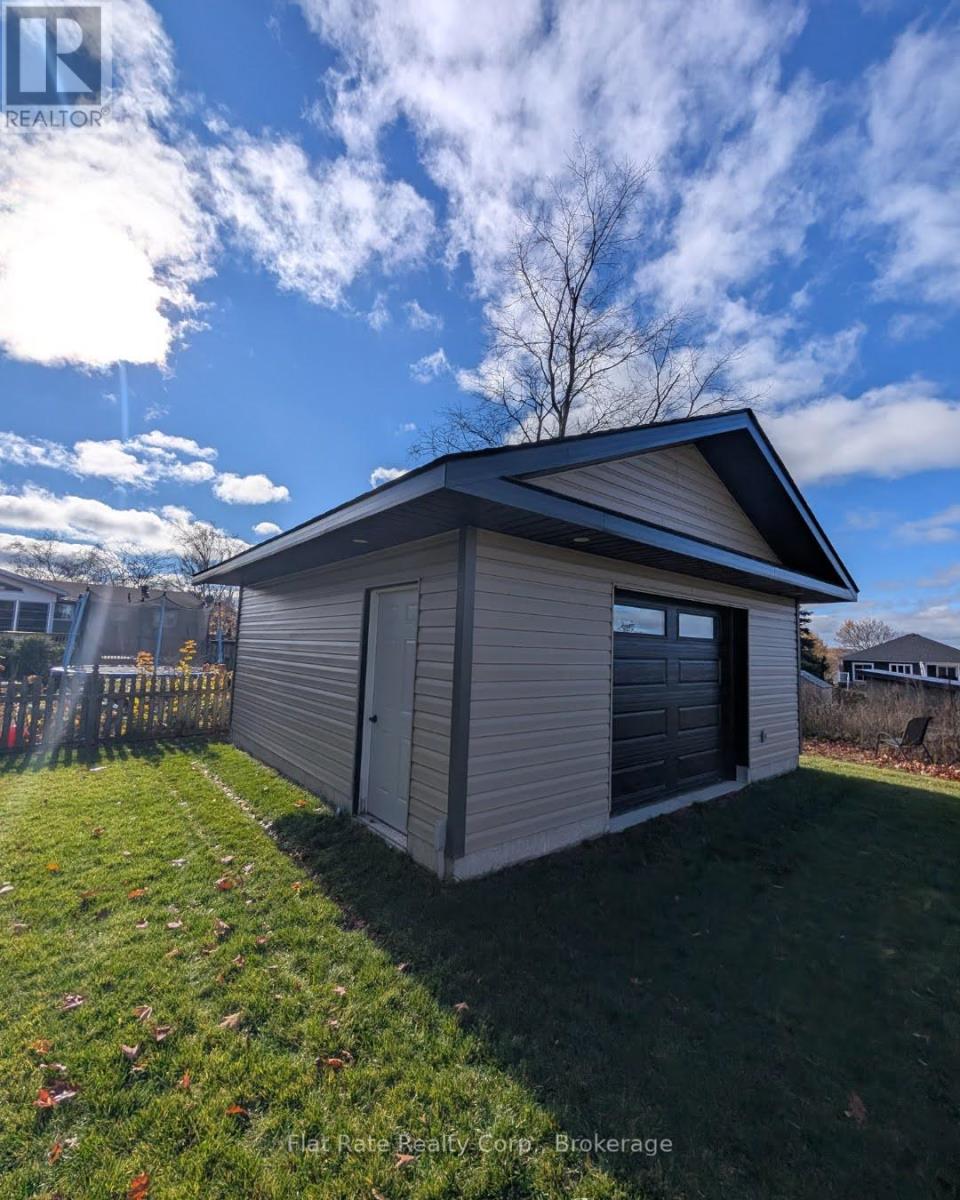 38 PAYETTE DRIVE - 30