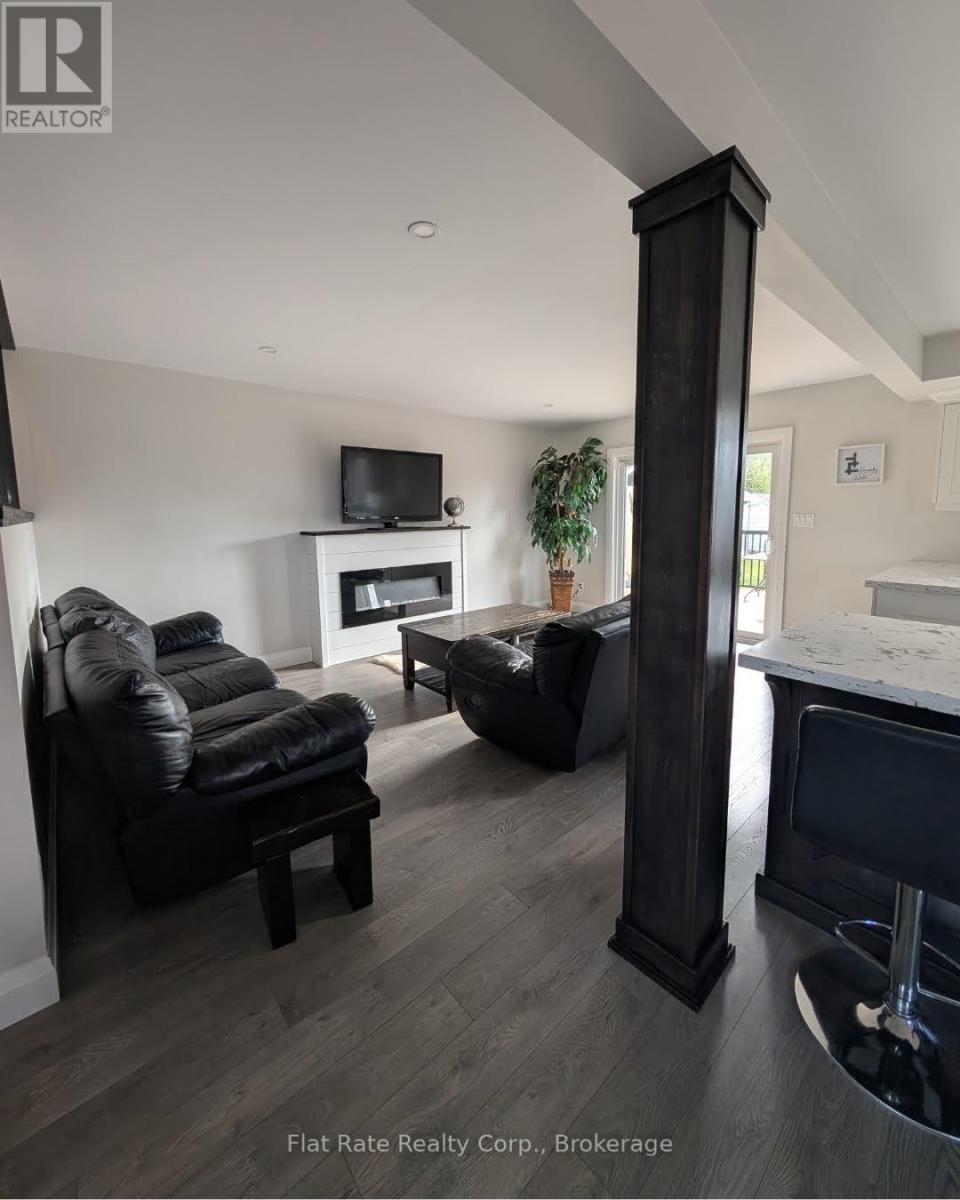 38 PAYETTE DRIVE - 6