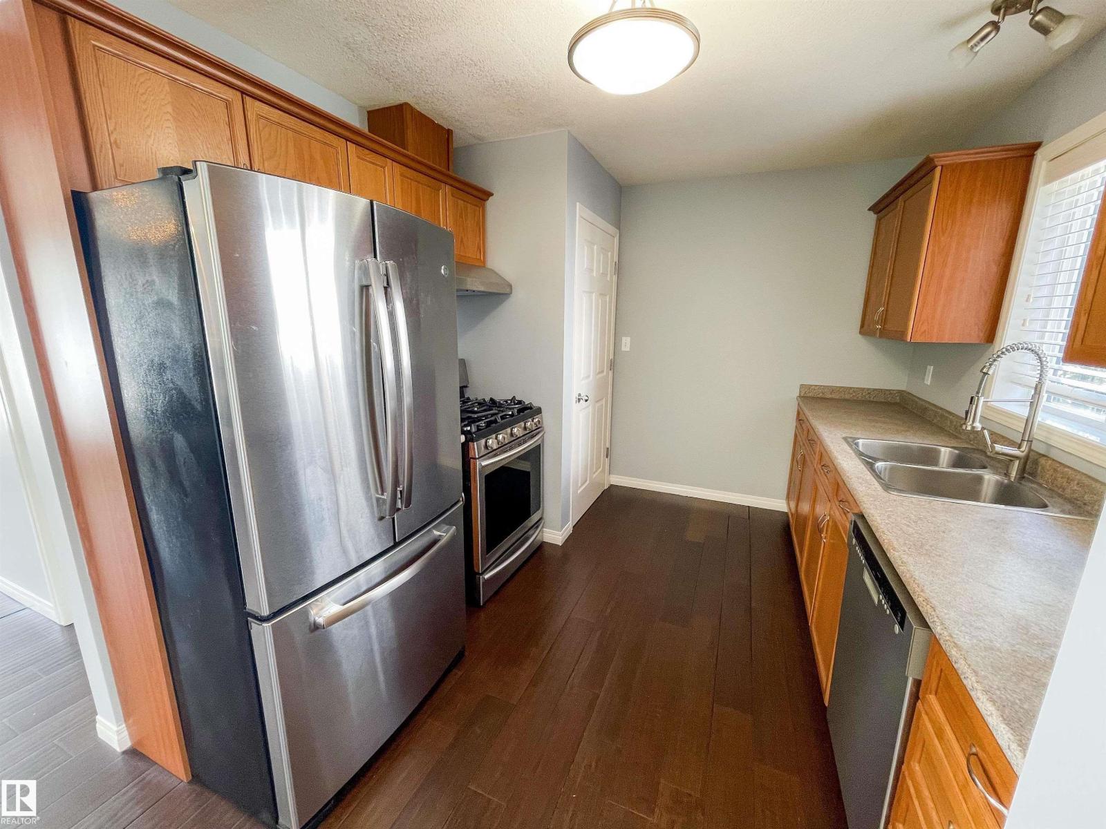 5806 118 AV NW NW, Edmonton