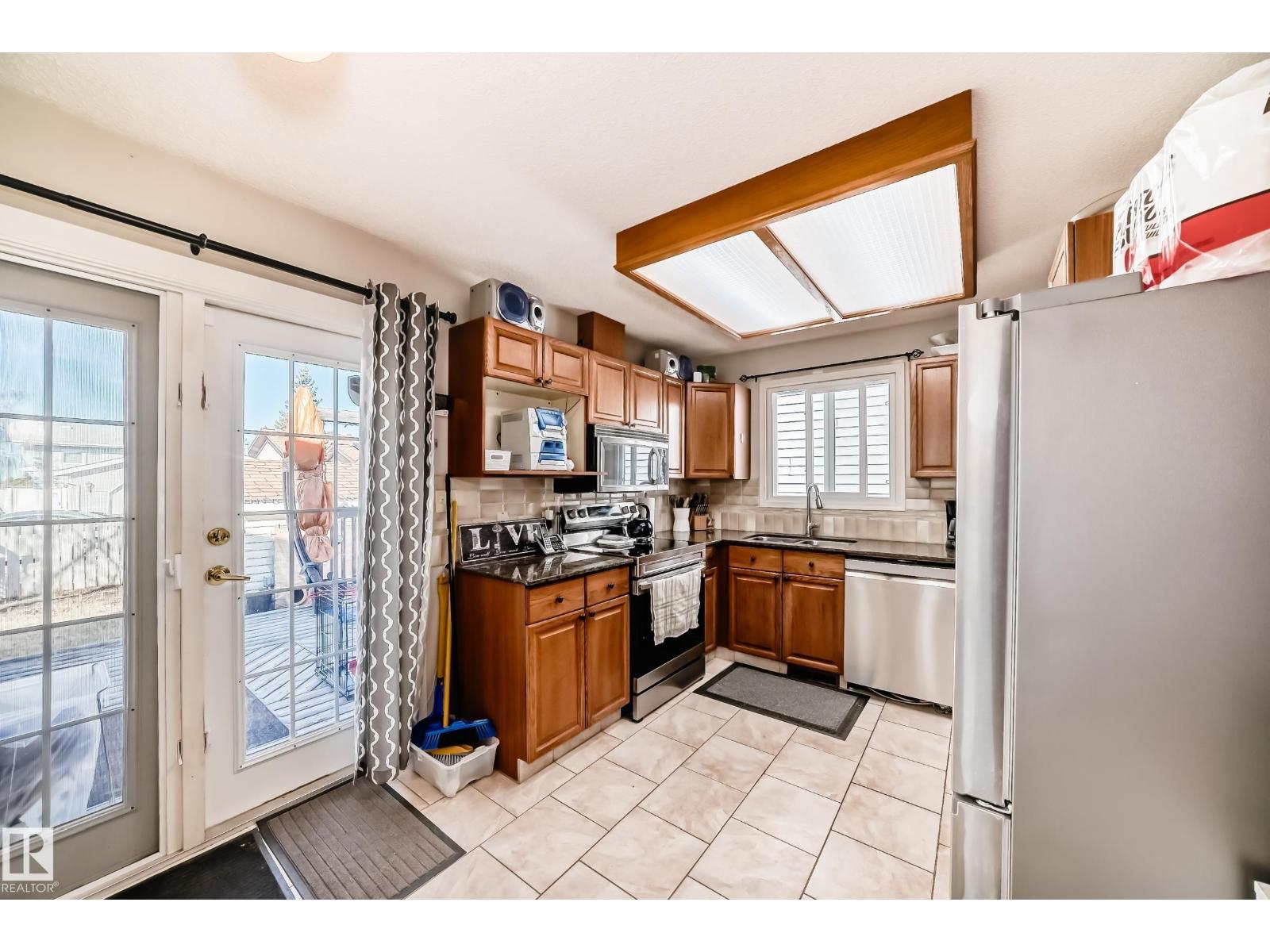 3218 36 ST NW, Edmonton
