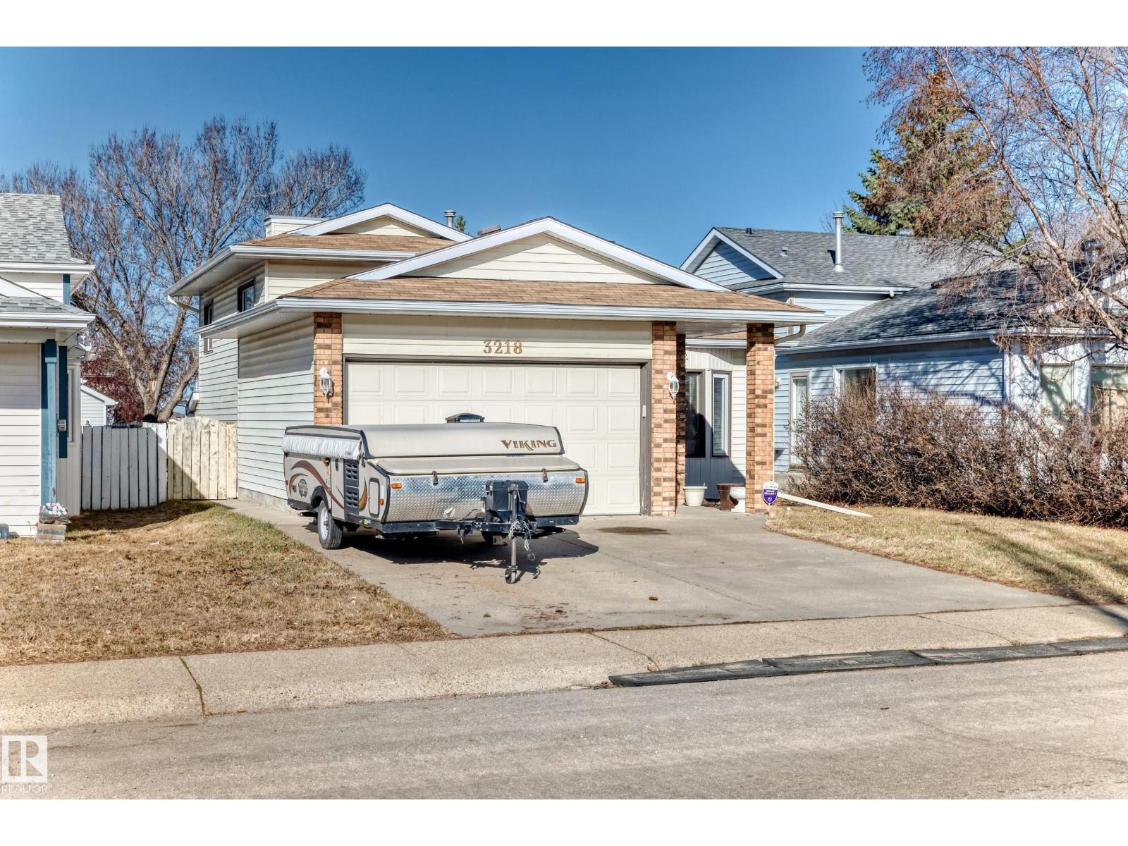 3218 36 ST NW, Edmonton