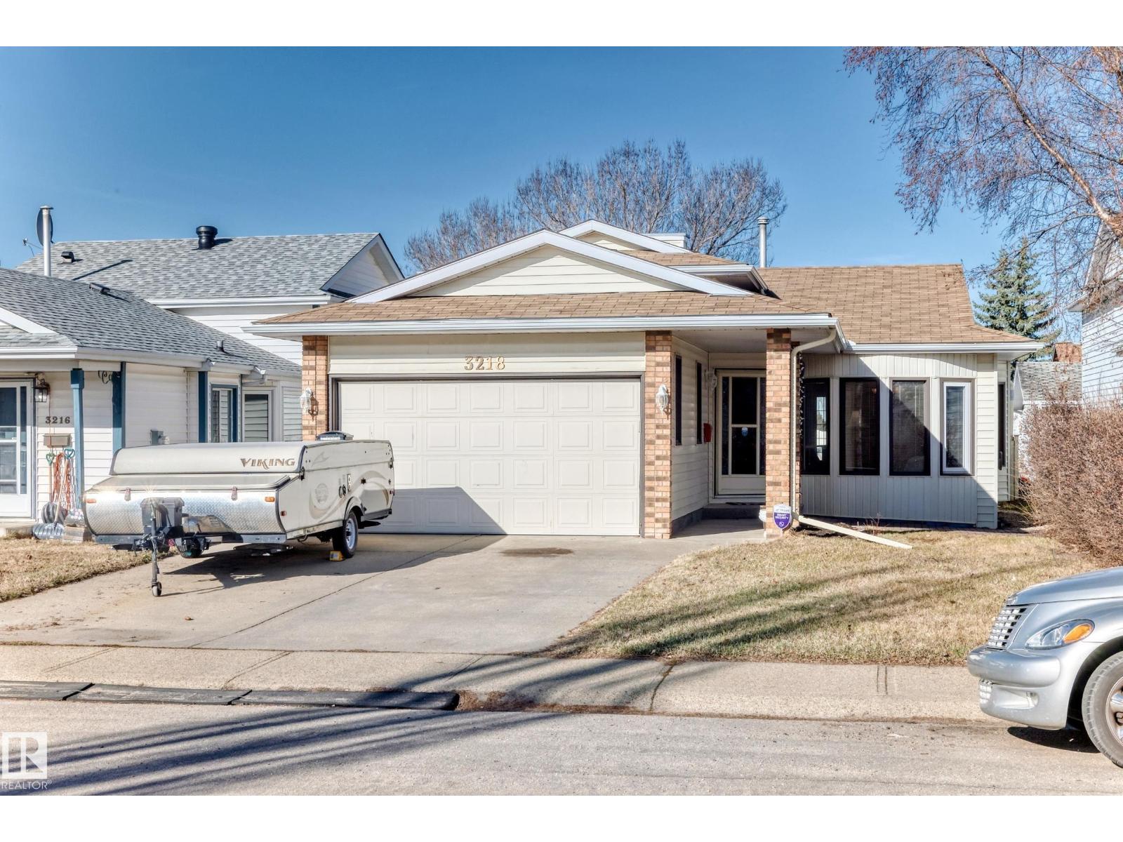 3218 36 ST NW, Edmonton