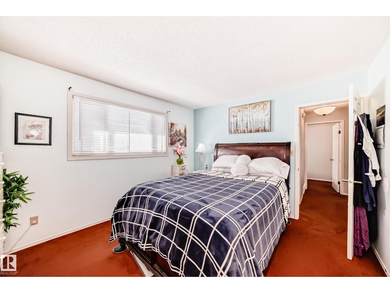 3218 36 ST NW, Edmonton
