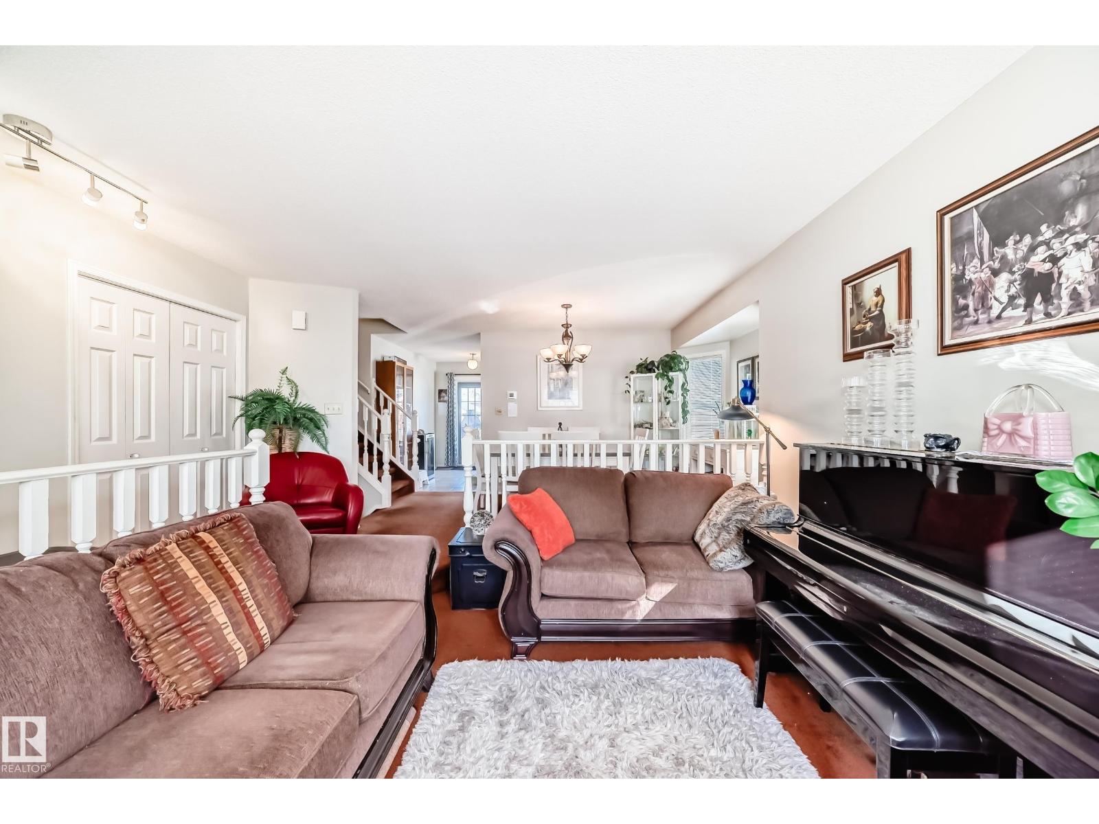 3218 36 ST NW, Edmonton
