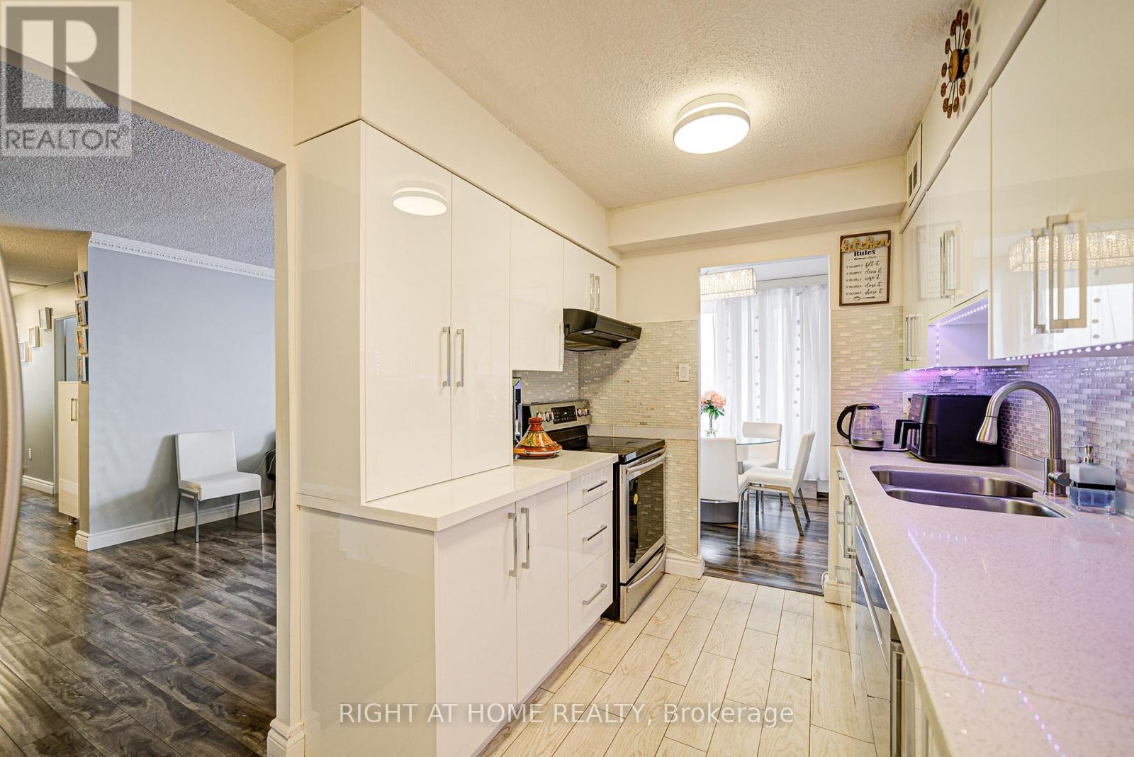 #607 180 DUDLEY AVENUE - 16