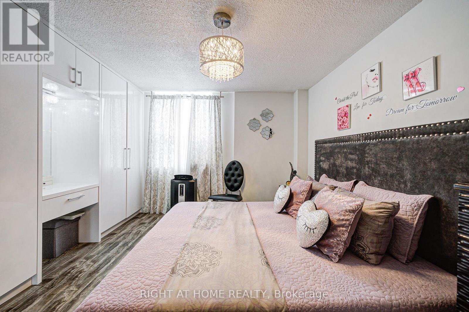 #607 180 DUDLEY AVENUE - 24