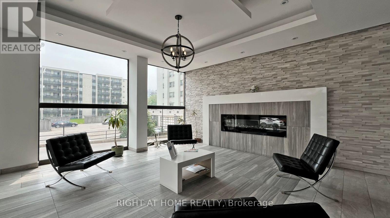 #607 180 DUDLEY AVENUE - 6