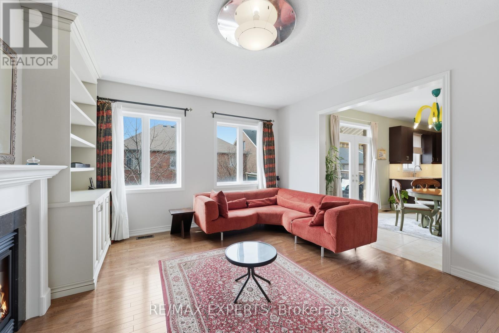 847 MEMORIAL CIRCLE - 10