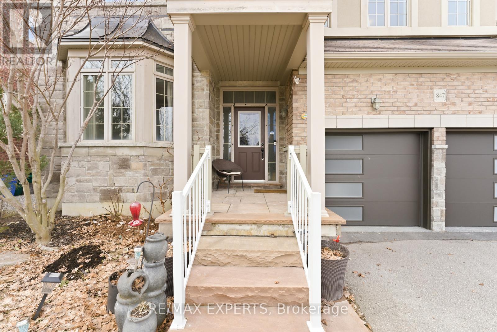 847 MEMORIAL CIRCLE - 4