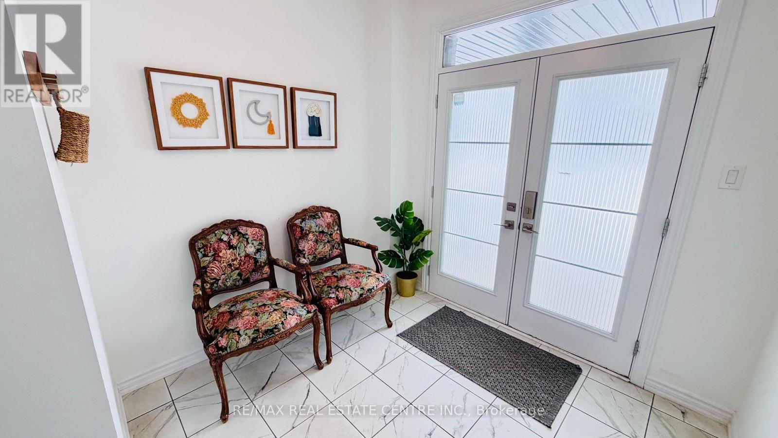 15 CHARM PLACE - 5