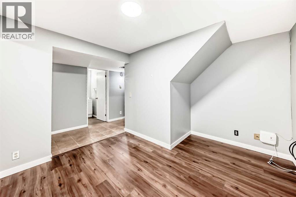 63 Falshire Place NE - 35