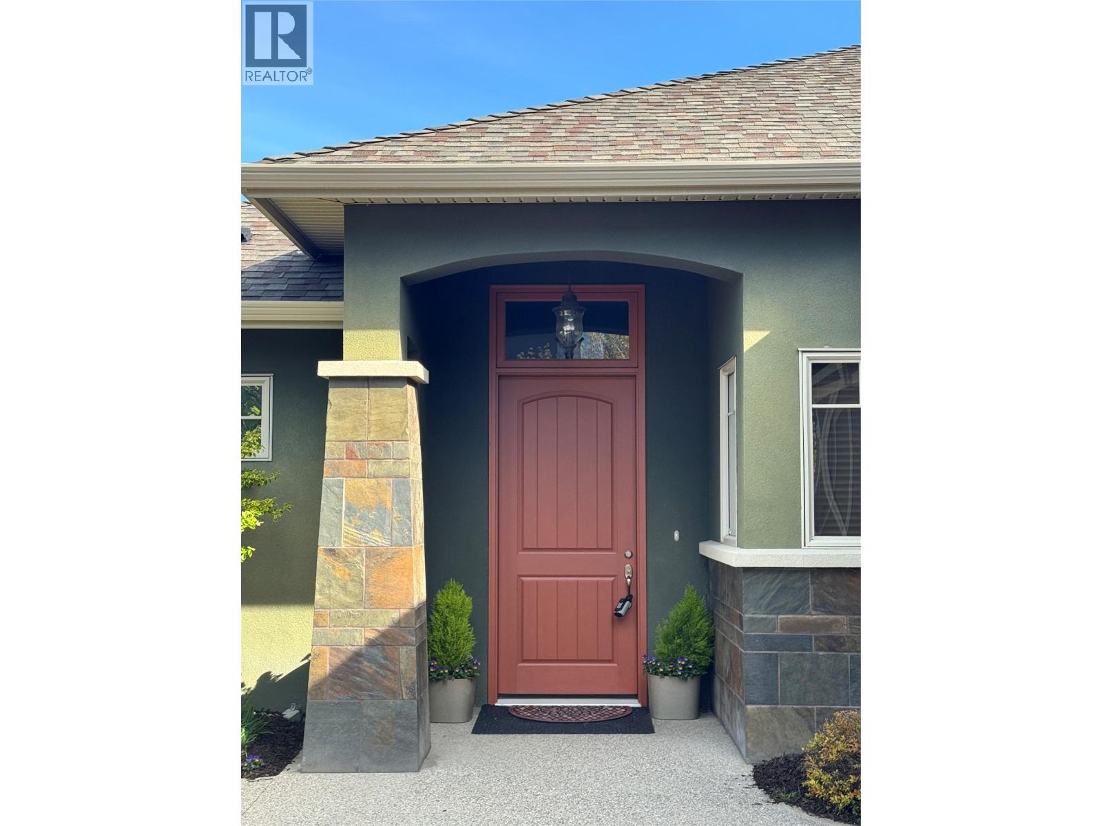 742 Crozier Avenue - 4