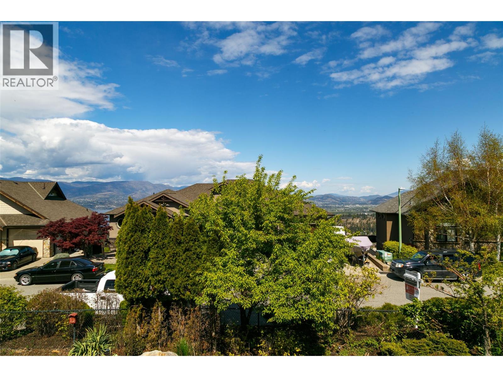  742 Crozier Avenue, Kelowna
