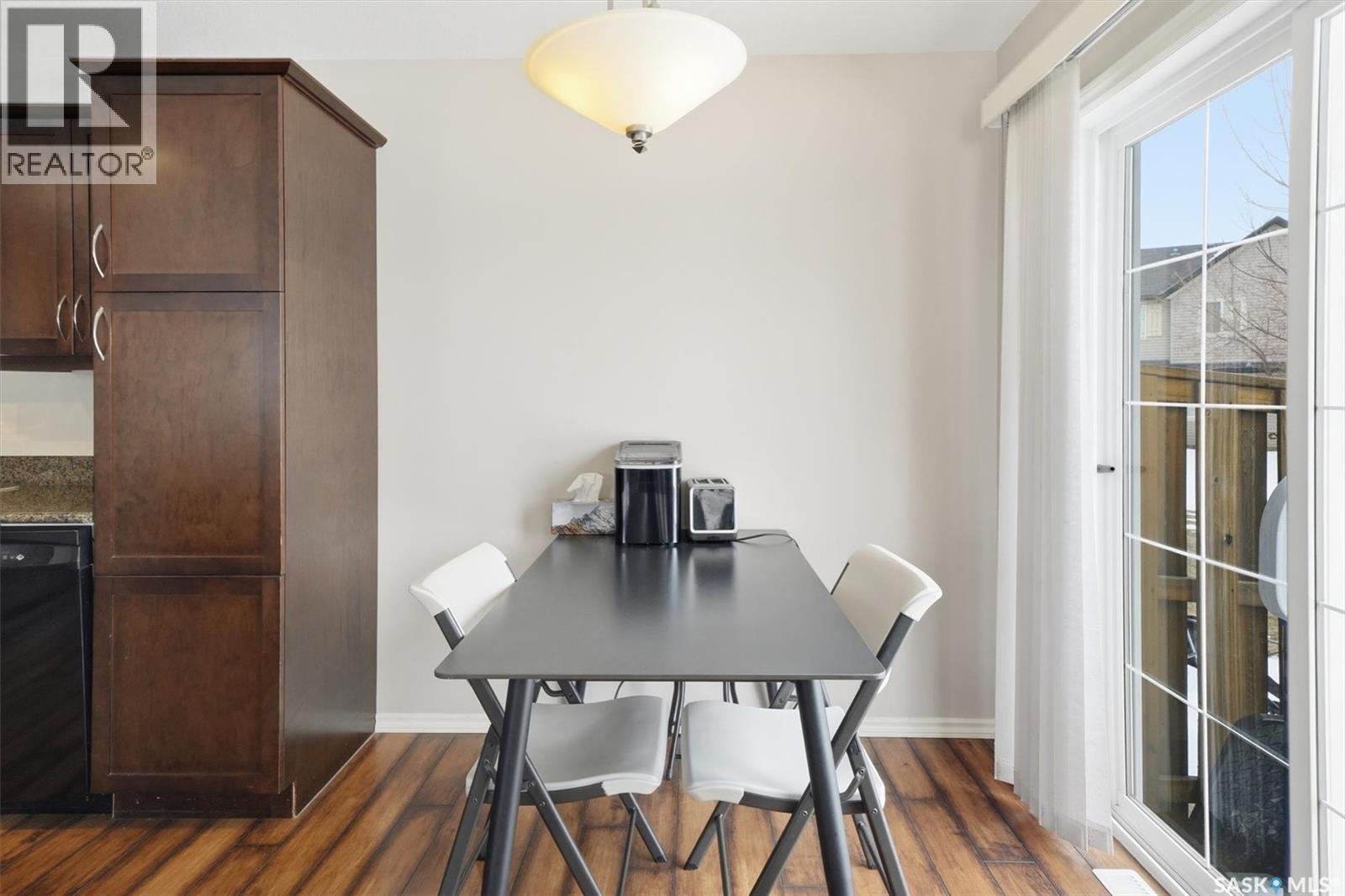 #405 615 Lynd CRESCENT - 14