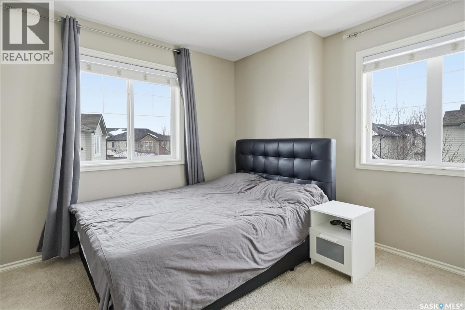 #405 615 Lynd CRESCENT - 21