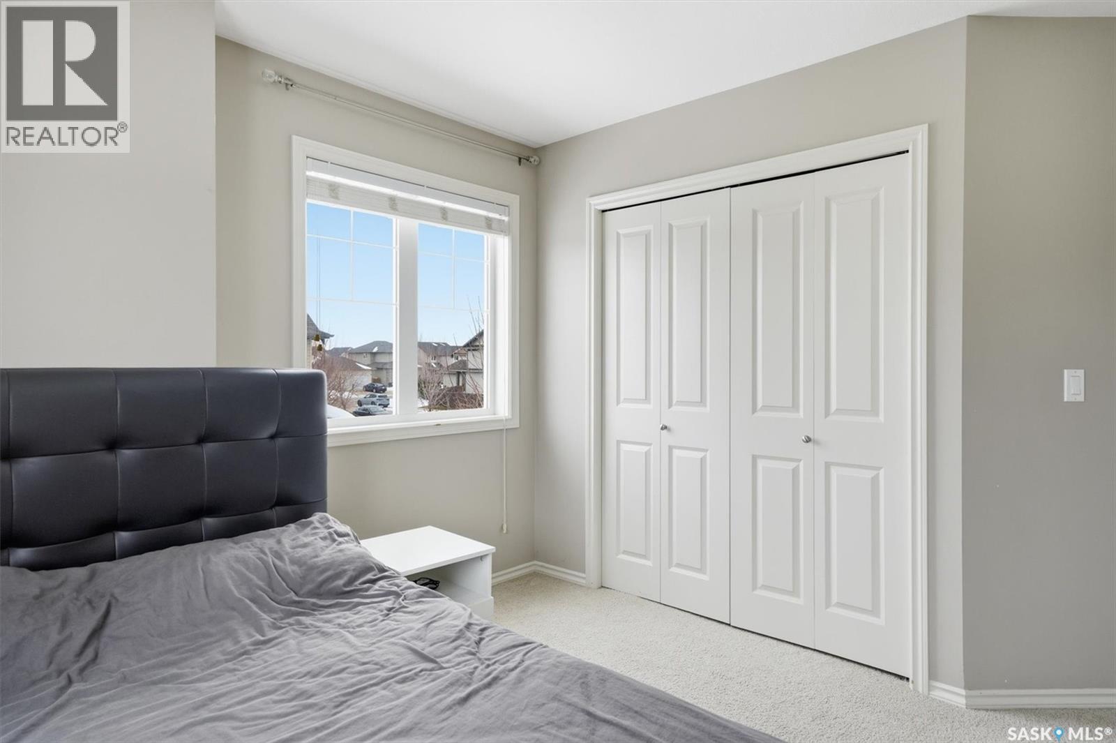 #405 615 Lynd CRESCENT - 23
