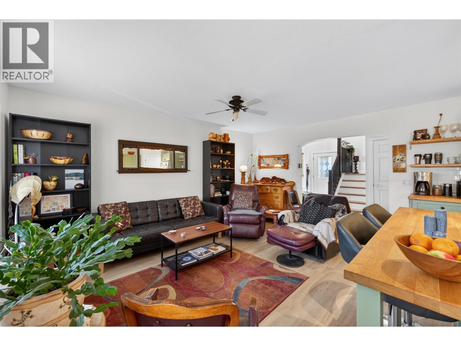 4896 Ridge Road - 16