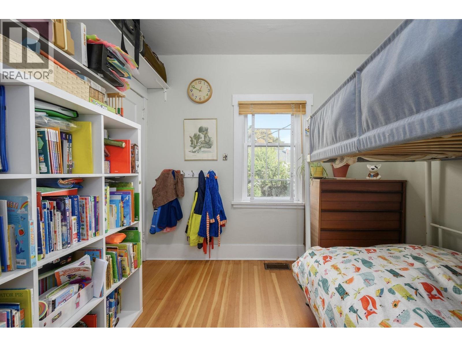 3 Bed, 2 Bath House for Sale in Vancouver – 2633 VENABLES STREET, Vancouver - Image 13
