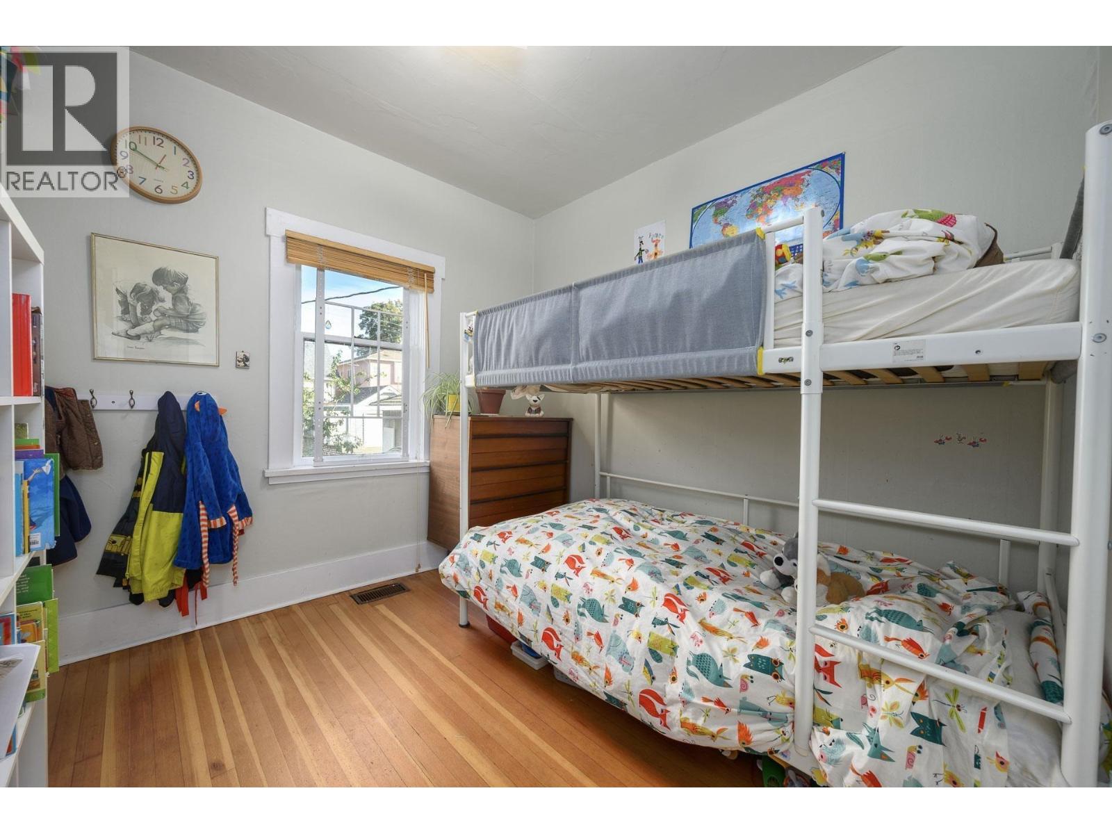 3 Bed, 2 Bath House for Sale in Vancouver – 2633 VENABLES STREET, Vancouver - Image 8