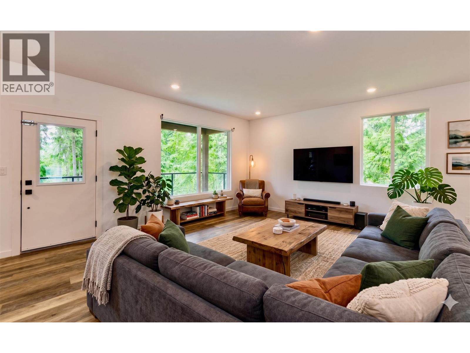 7468 Estate Drive - 5