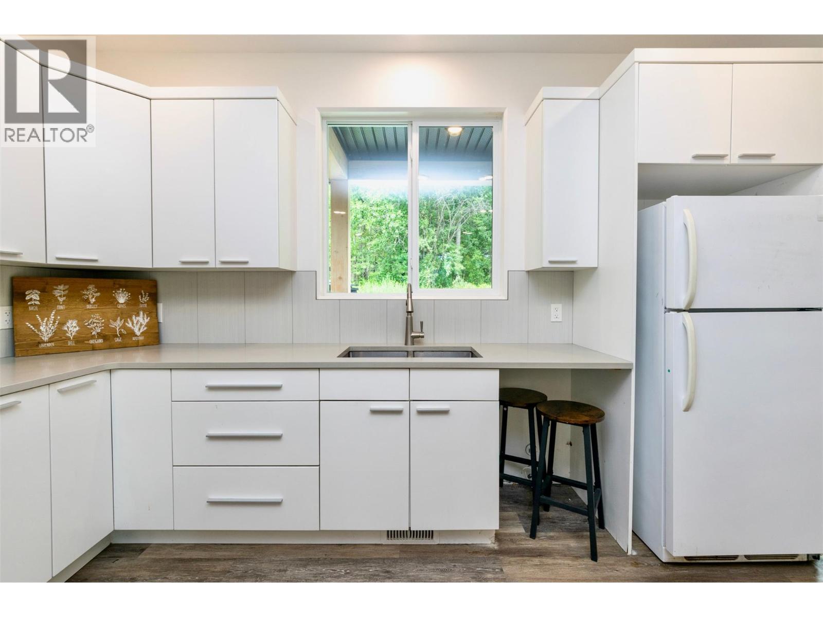 7468 Estate Drive - 19