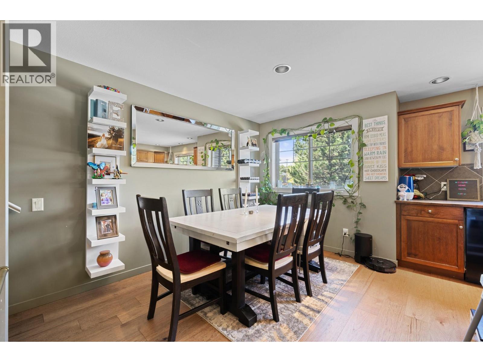 2 146 McCurdy Road, Kelowna