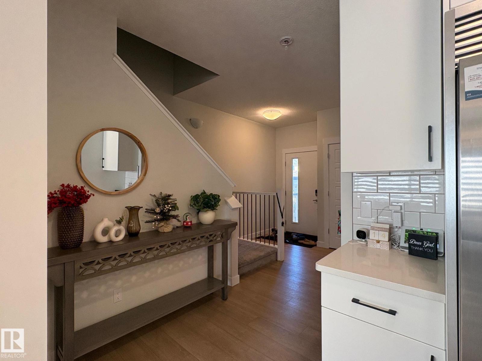 9952 227 ST NW - 4
