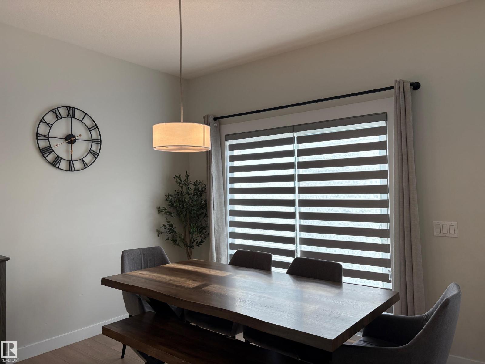 9952 227 ST NW - 21