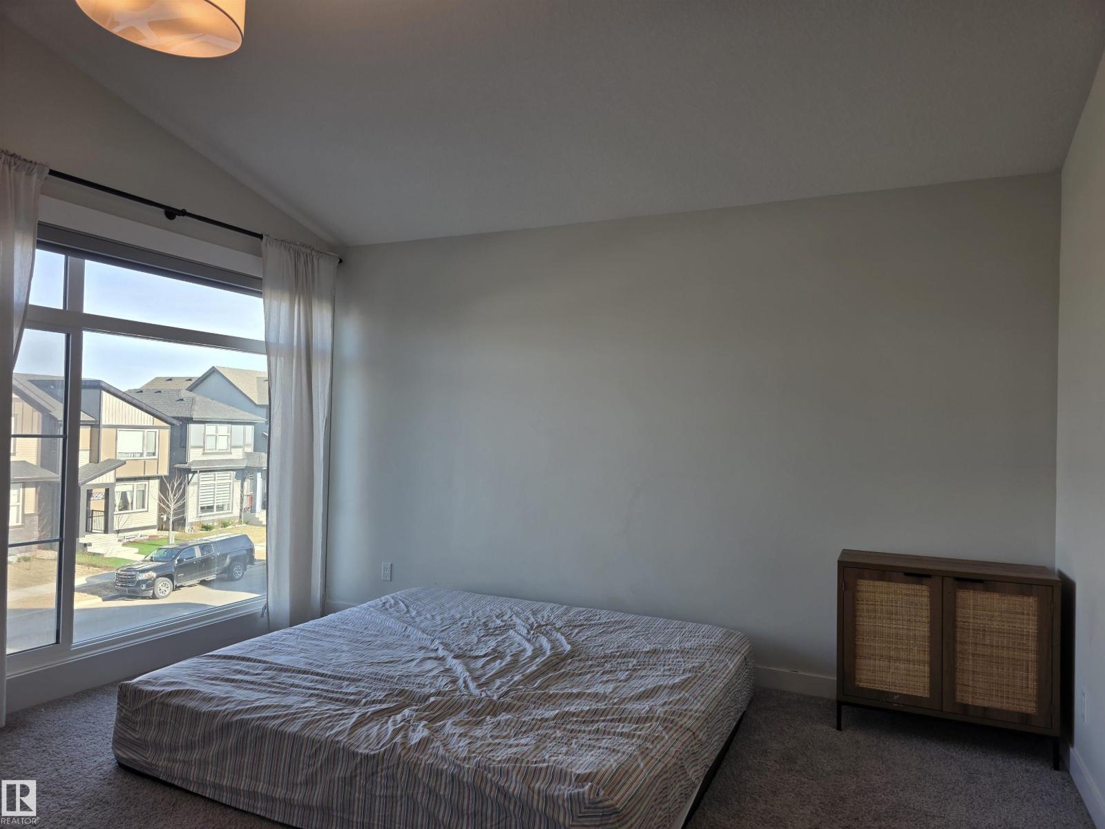 9952 227 ST NW - 36