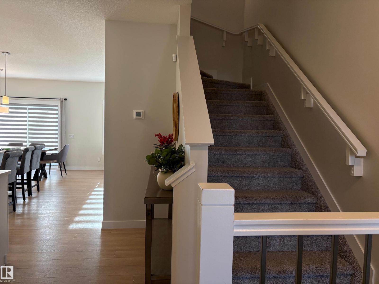 9952 227 ST NW - 45