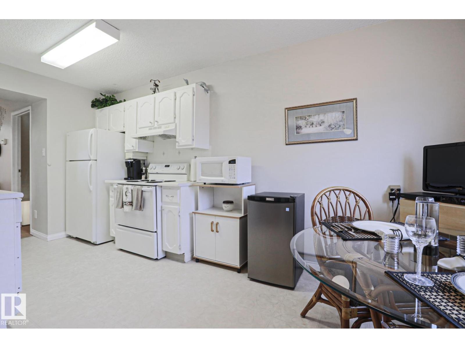 #12 2020 105 ST NW - 15