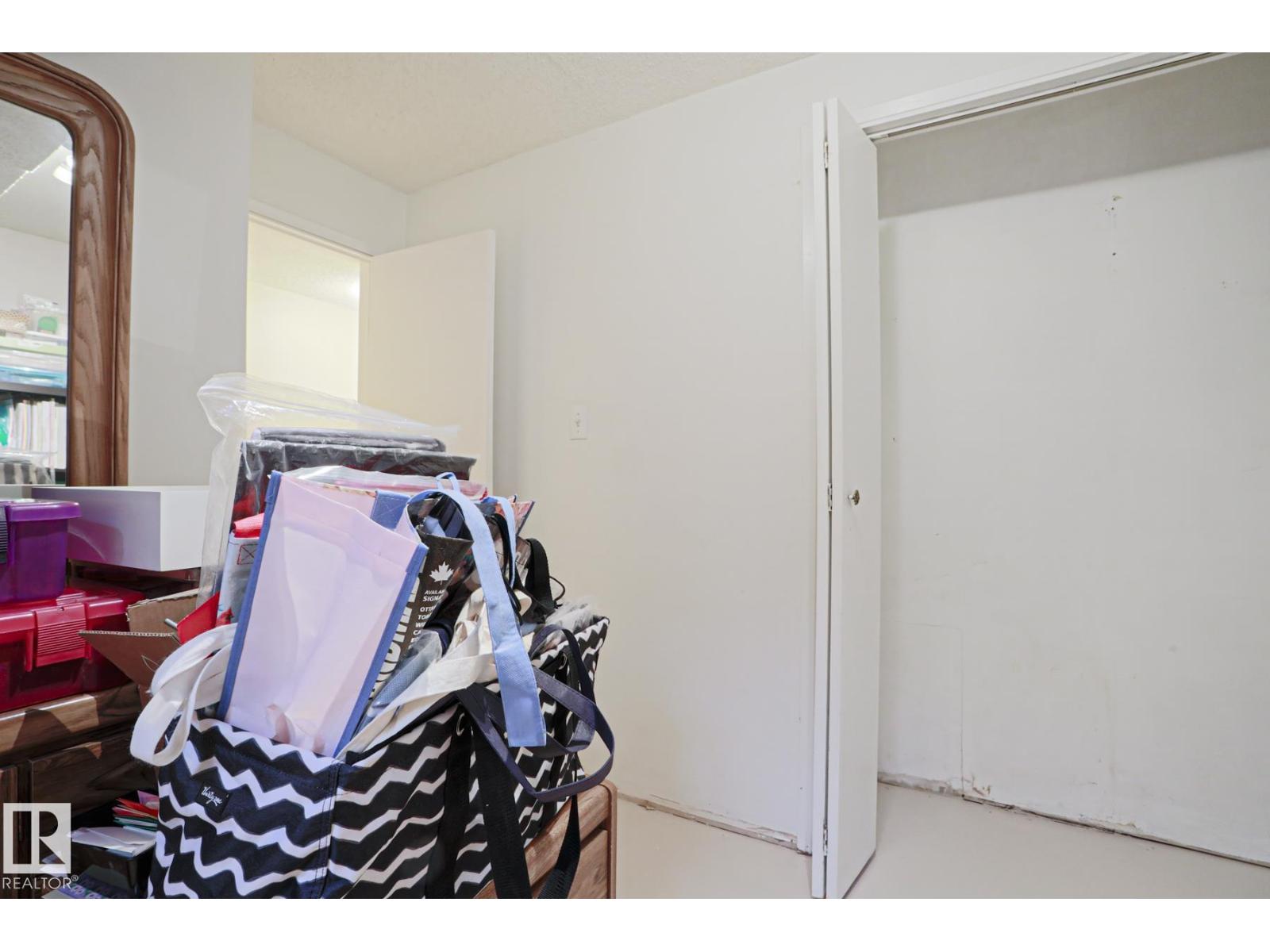 #12 2020 105 ST NW - 50