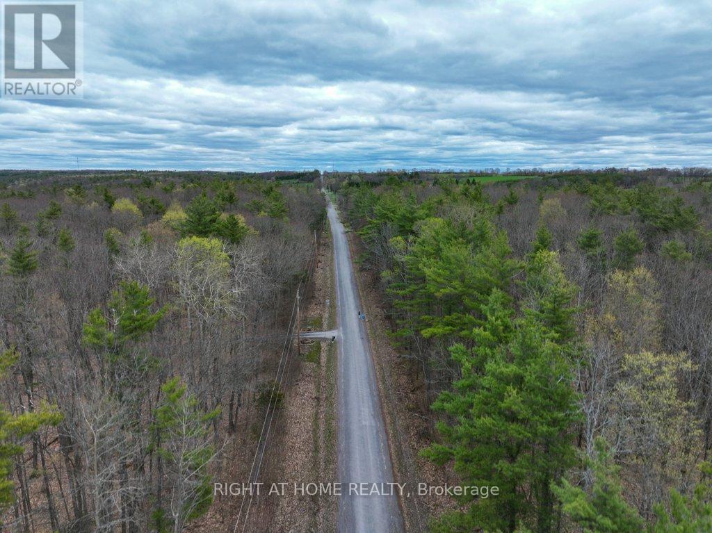 262 GOLF COURSE ROAD W