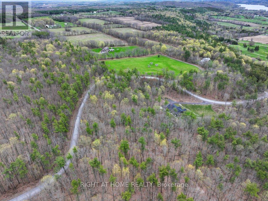 262 GOLF COURSE ROAD W