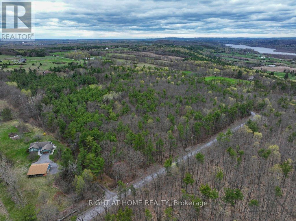262 GOLF COURSE ROAD W